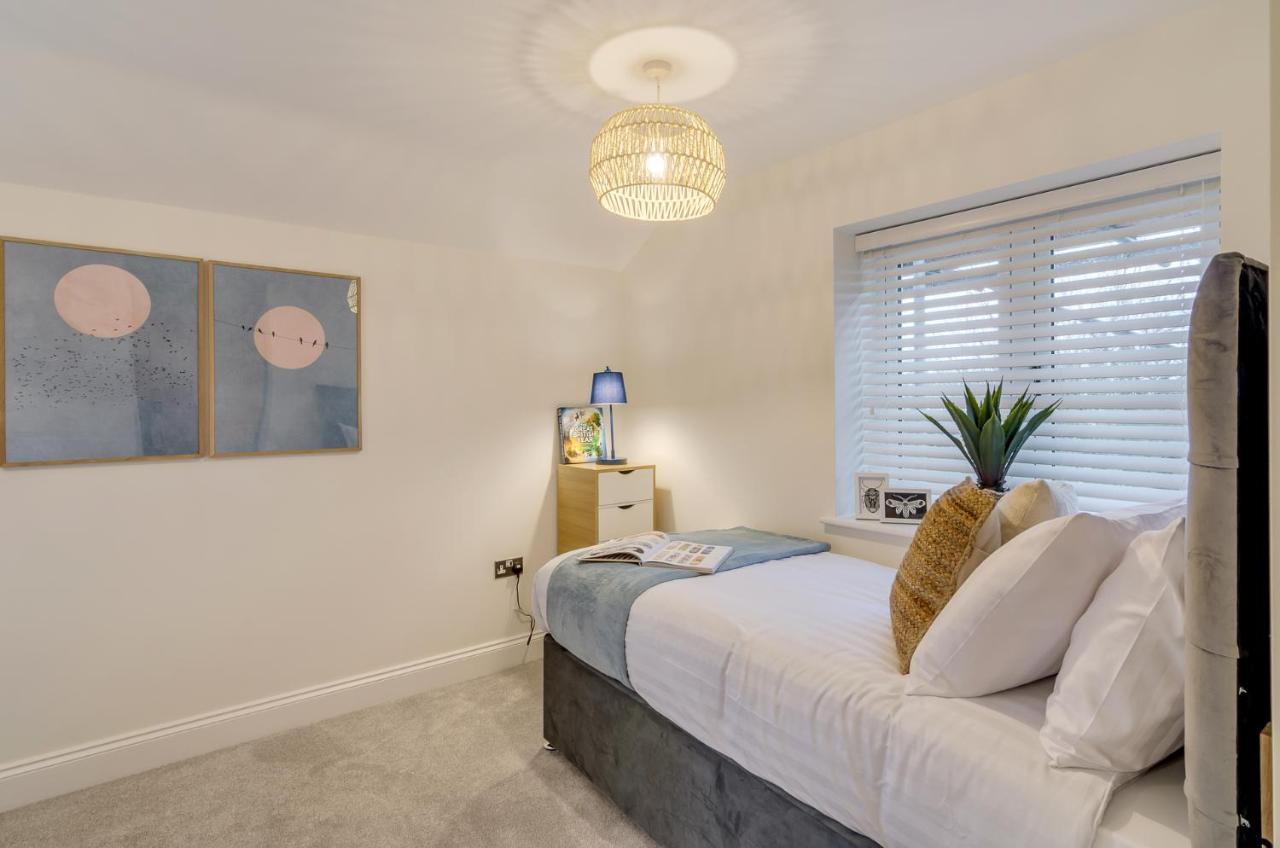 Spacious 6-Bed Home, Near The Norfolk Broads Clippesby Esterno foto