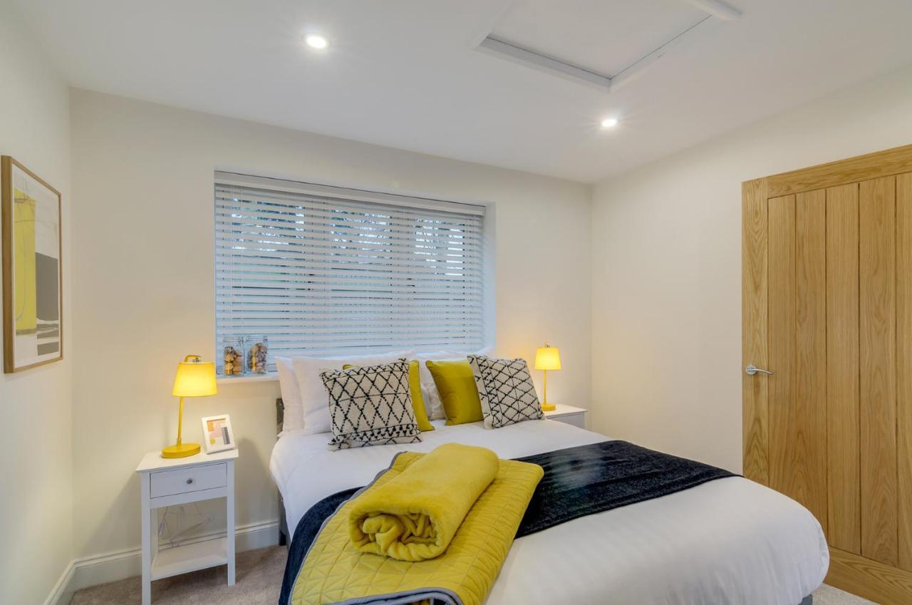 Spacious 6-Bed Home, Near The Norfolk Broads Clippesby Esterno foto