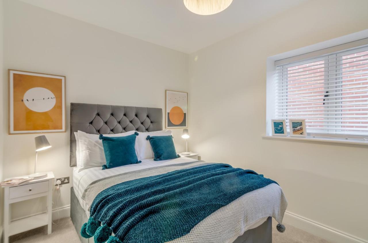 Spacious 6-Bed Home, Near The Norfolk Broads Clippesby Esterno foto